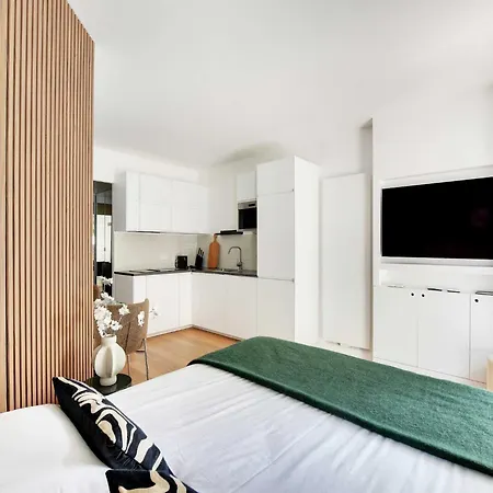 度假居 Cozy With Balcony 2 Guests 16th