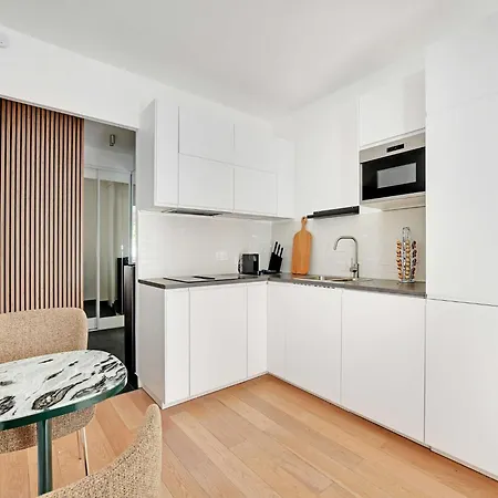 Cozy With Balcony 2 Guests 16th *