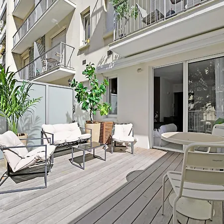 Nyaraló Cozy With Balcony 2 Guests 16th *